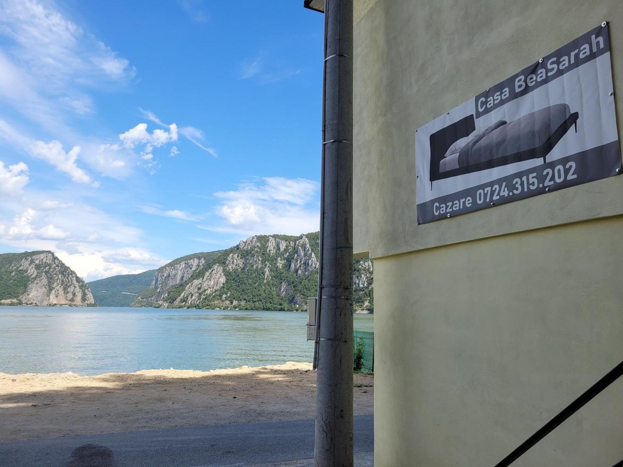 Casa Beasarah. Villa Dubova Buitenkant foto